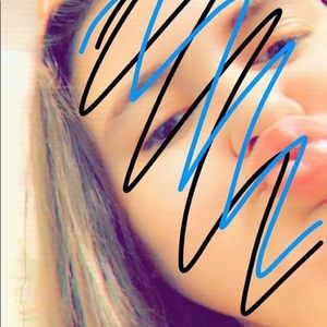 Meet your Posher, Faith